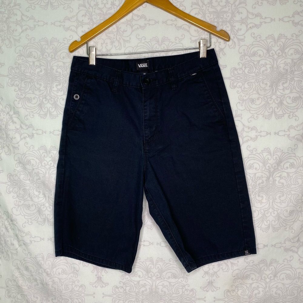 VANS off the wall shorts size 30